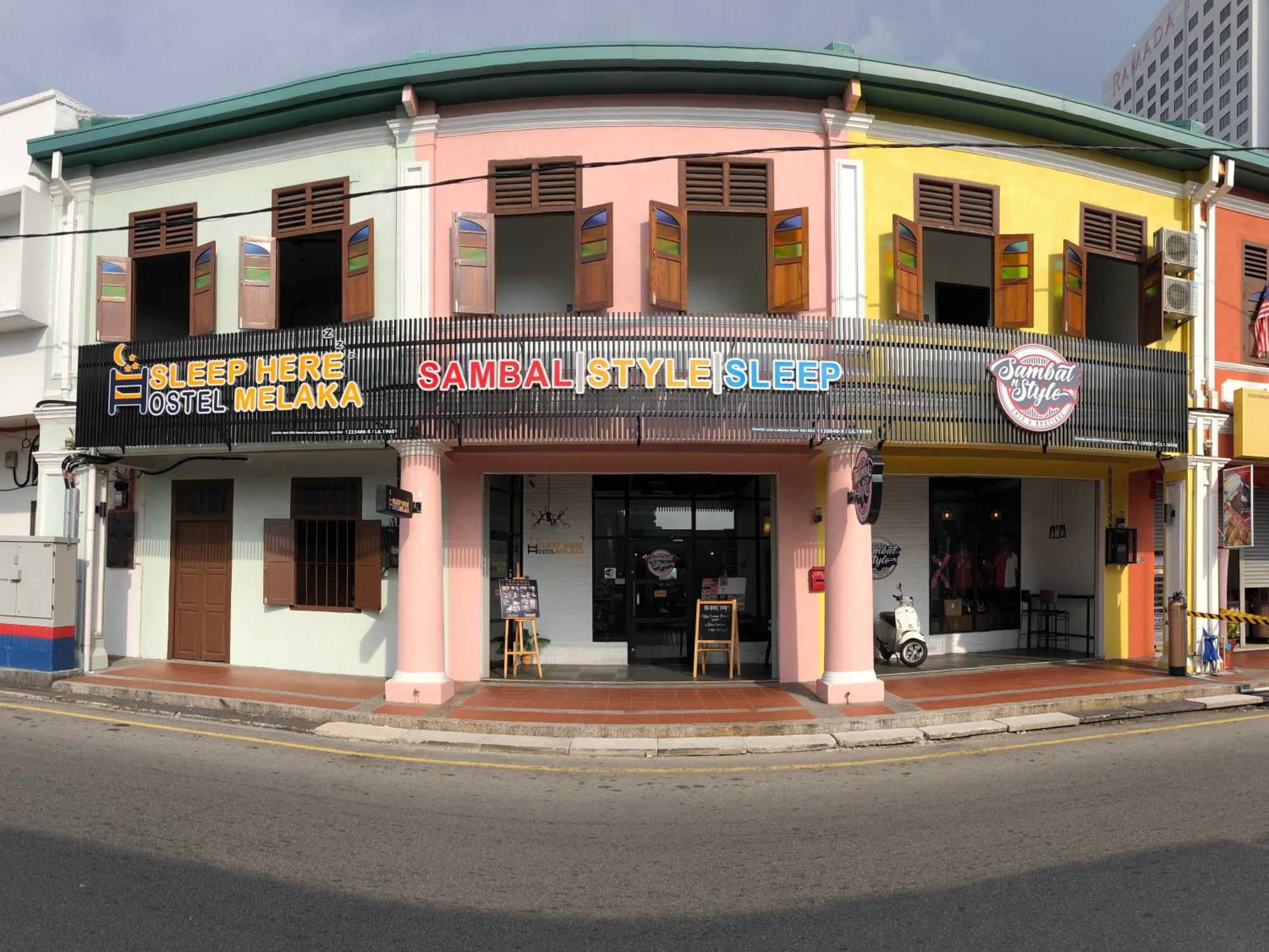 Sleep Here Hostel, Melaka Eksteriør billede