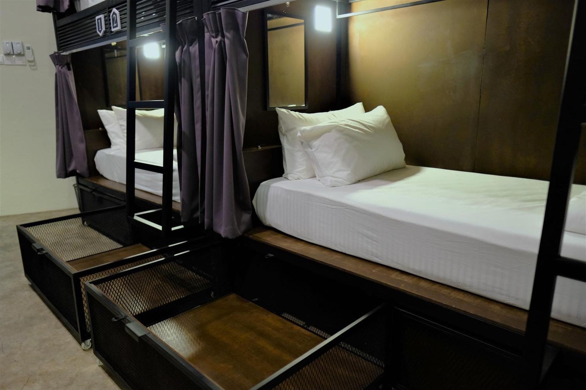 Sleep Here Hostel, Melaka Eksteriør billede