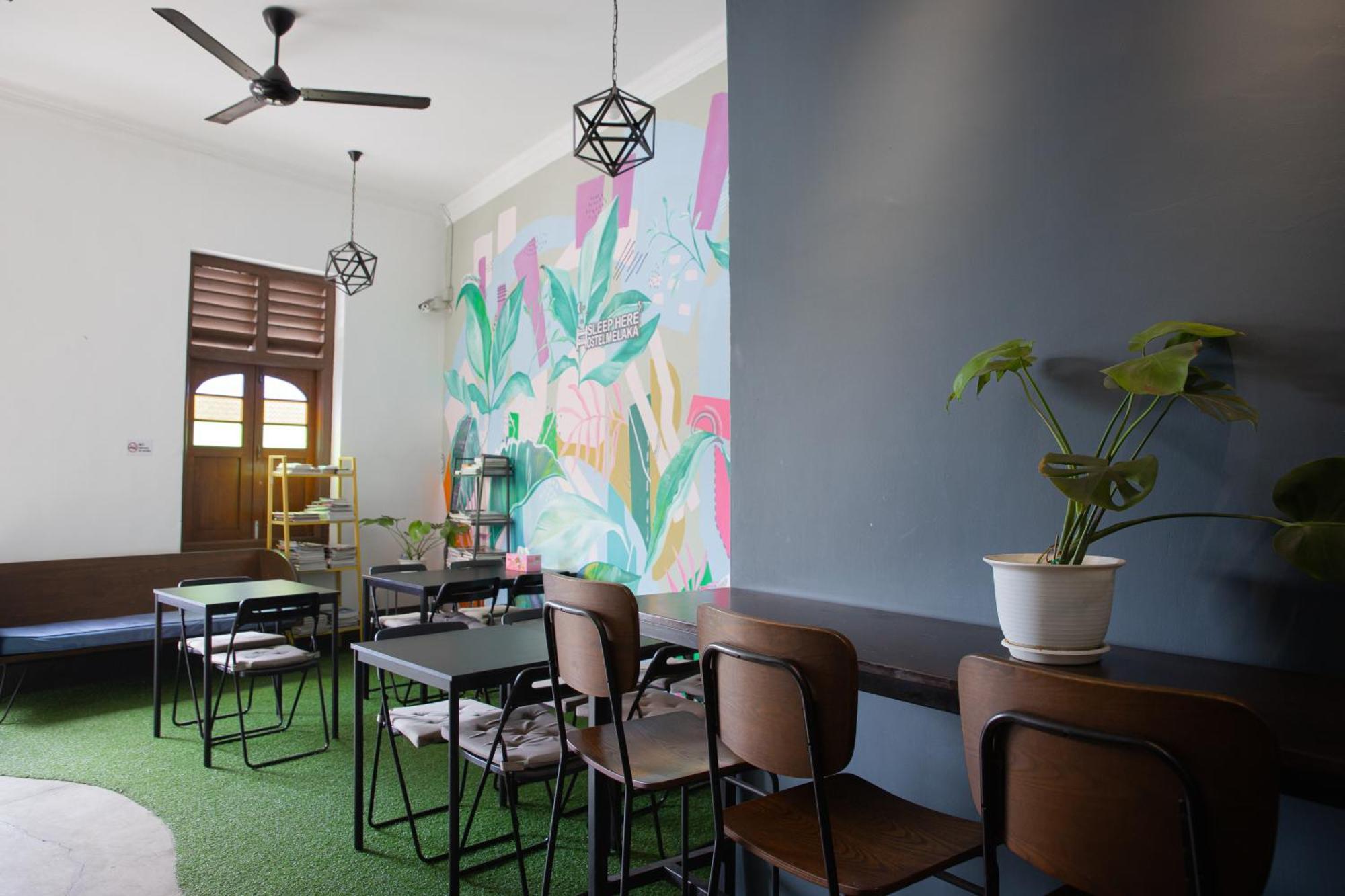 Sleep Here Hostel, Melaka Eksteriør billede